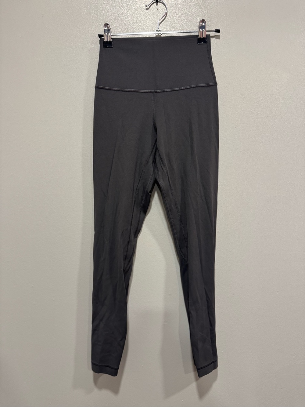 Lululemon Align Pant 25" in Graphite Grey Size 4